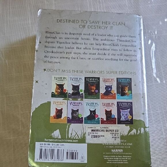 Warriors Super Edition: Leopardstar's Honor Book - Picture 3 of 3